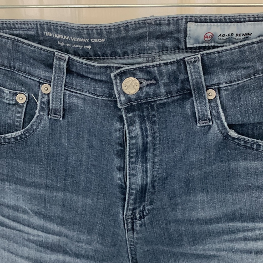 AG high-rise skinny crop “The Farrah Skinny Crop” high-waisted jeans in size 29 - Picture 4 of 6